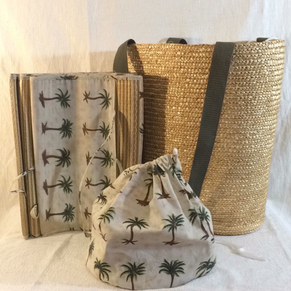 Tropical beach bag palm trees